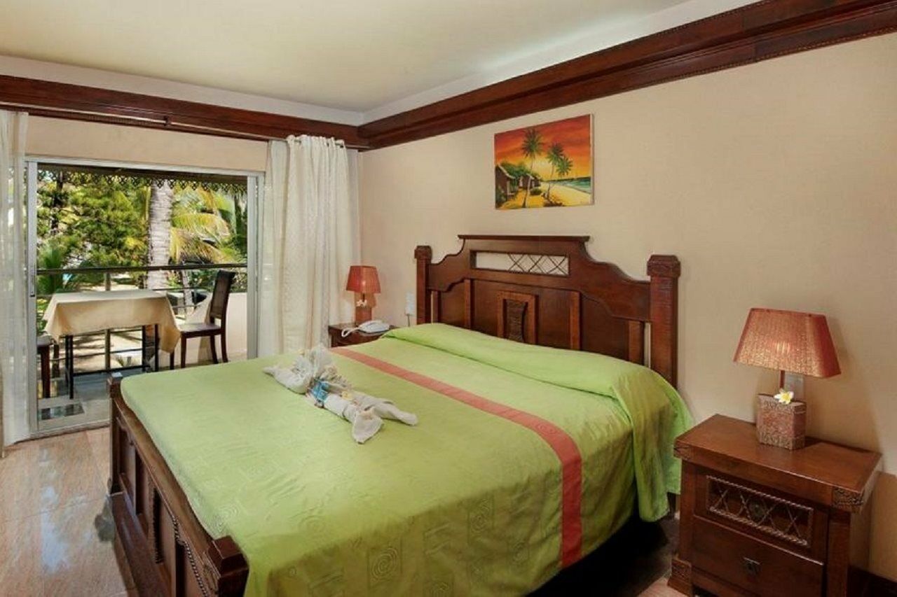 Manisa Hotel Flic-en-Flacq Esterno foto